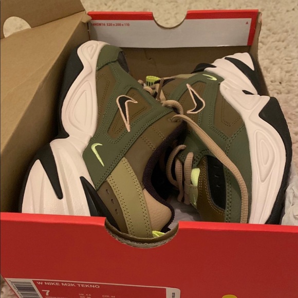 m2k tekno olive green